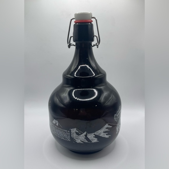 Sierra Navada Jug - Picture 2 of 12